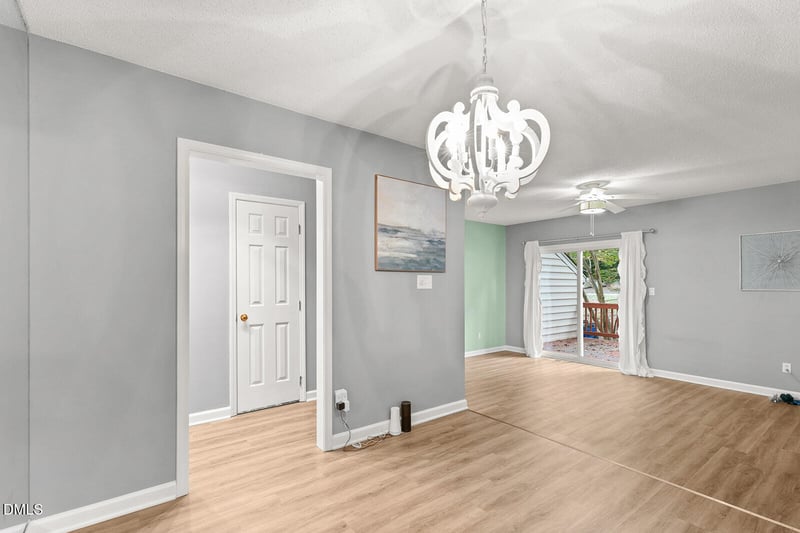 6500 English Oaks Dr, Raleigh, NC 27615