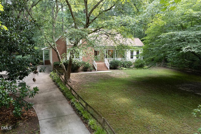 6512 Bakersfield Dr, Raleigh, NC 27606