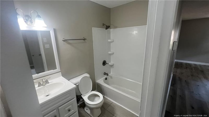 6544 Amanda Cir, Fayetteville, NC 28304