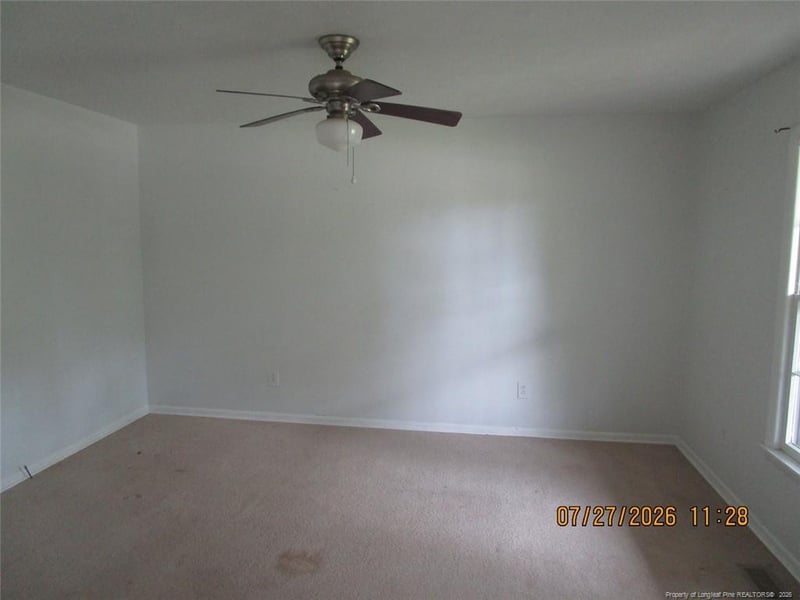 6551 People St, Fayetteville, NC 28304