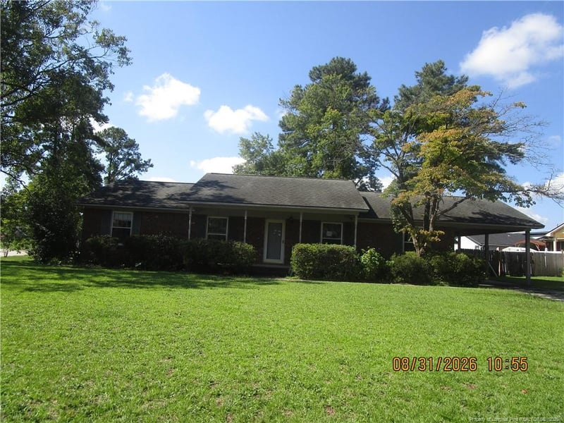 6551 People St, Fayetteville, NC 28304
