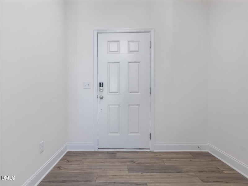 656 Sefton Park Dr, Zebulon, NC 27597