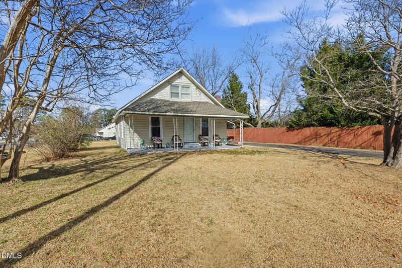 658 W Church St, Angier, NC 27501