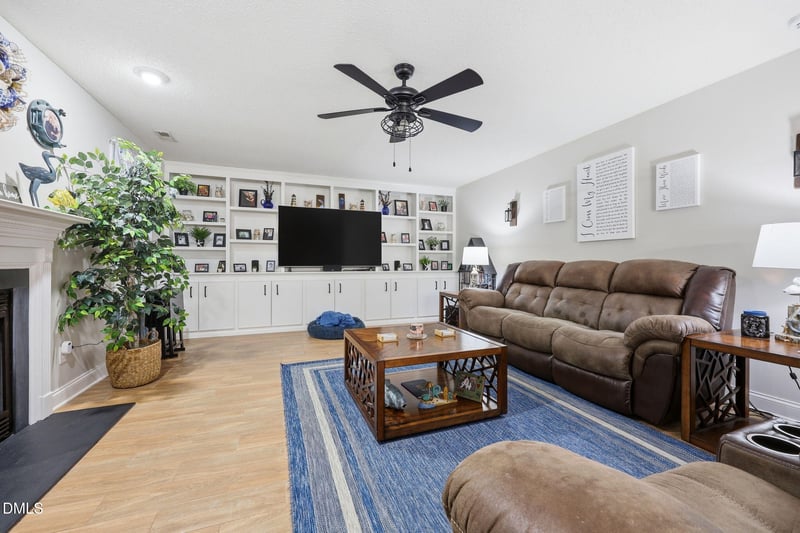 66 Long Dr, Sanford, NC 27332