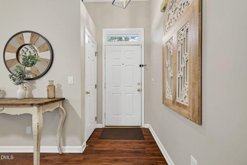 6616 Speight Cir, Raleigh, NC 27616