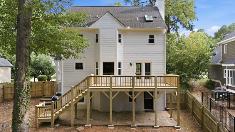 6621 Tealbriar Dr, Raleigh, NC 27615
