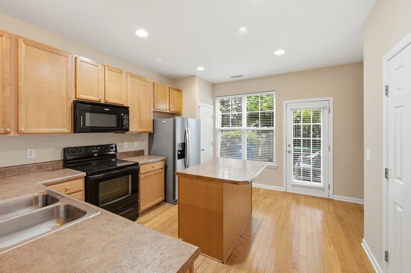 6639 Clarksburg Pl, Raleigh, NC 27616