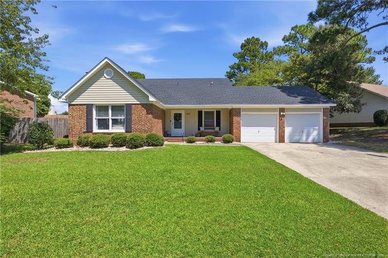 6639 Pacific Ave, Fayetteville, NC 28314