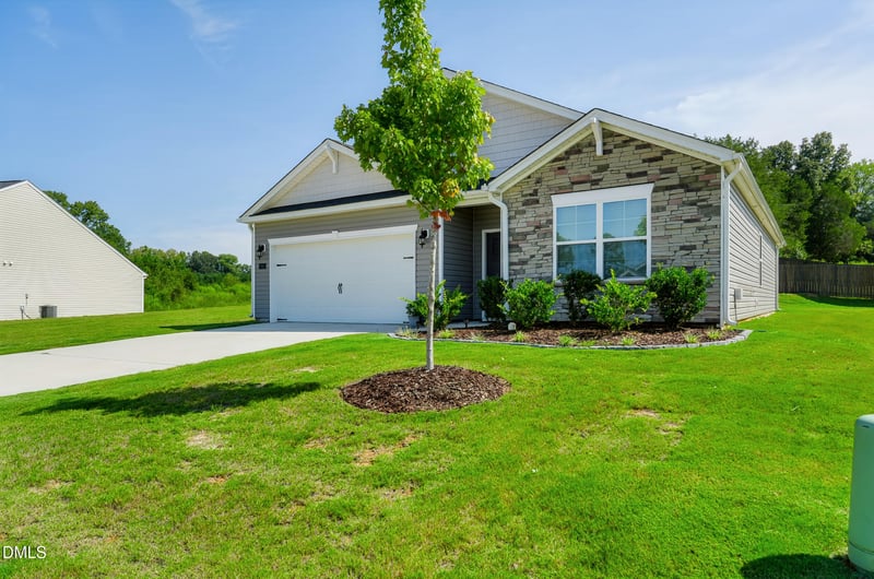 664 Starfall Rd, Graham, NC 27253
