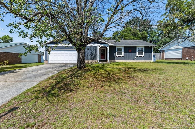 6662 Brookshire St, Fayetteville, NC 28314