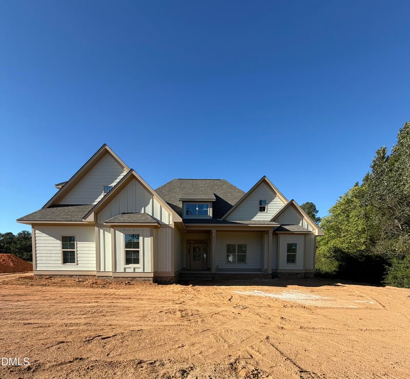 6681 River Rd, Fuquay Varina, NC 27526
