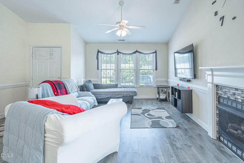67 Ariel St, Lillington, NC 27546