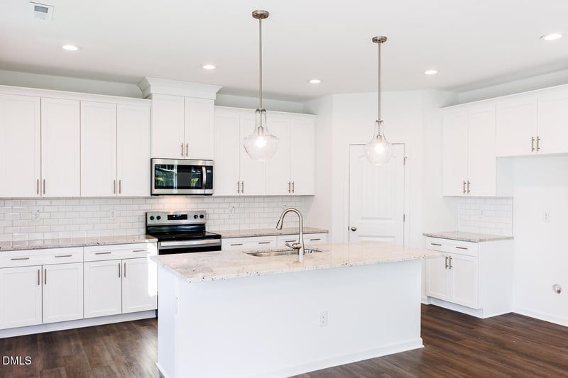 67 Renshaw Ln, Fuquay Varina, NC 27526