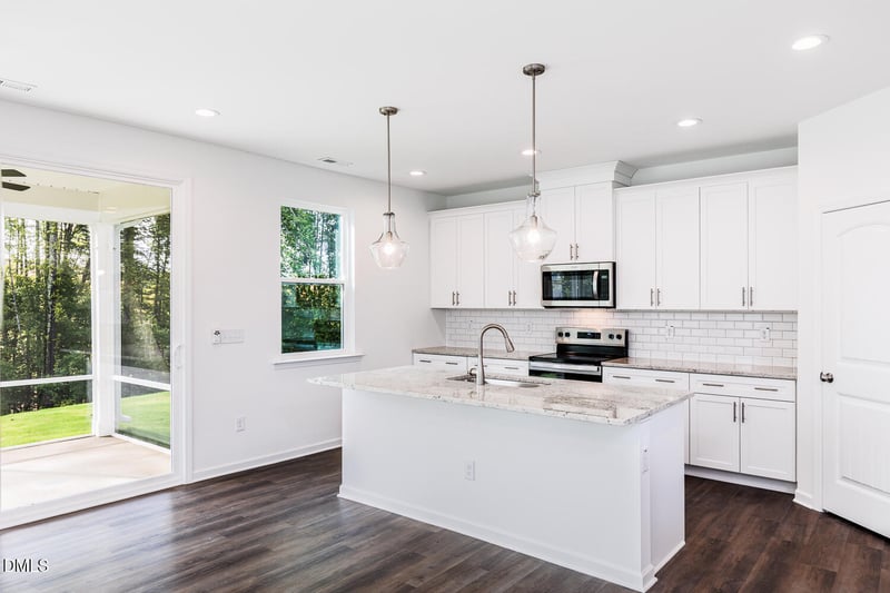 67 Renshaw Ln, Fuquay Varina, NC 27526