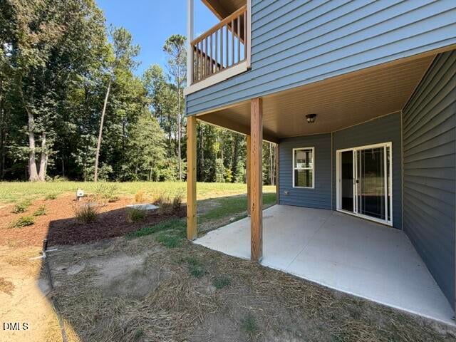 671 Little River Dr, Zebulon, NC 27597