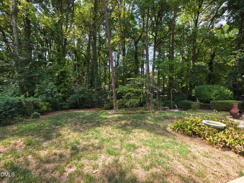 6721 Brookhollow Dr, Raleigh, NC 27615