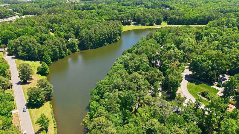 6725 W Lake Anne Dr, Raleigh, NC 27612