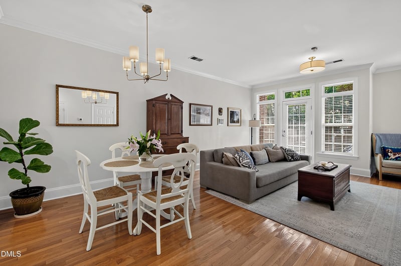 673 Highpark Ln, Raleigh, NC 27608