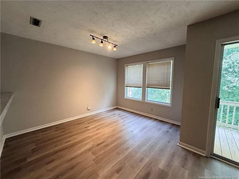 6768 Willowbrook Dr #5, Fayetteville, NC 28314
