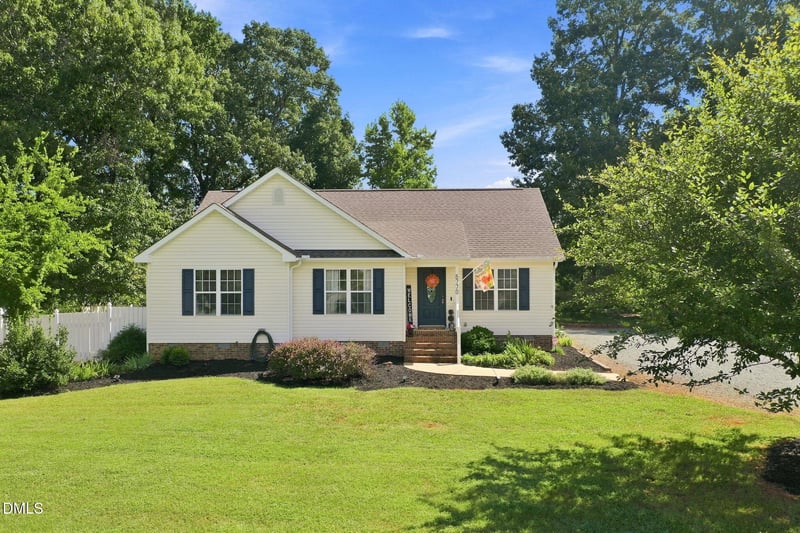 6770 Cottonwood Dr, Snow Camp, NC 27349