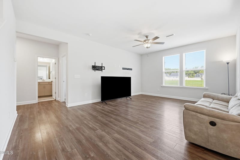 68 Van Winkle St, Lillington, NC 27546