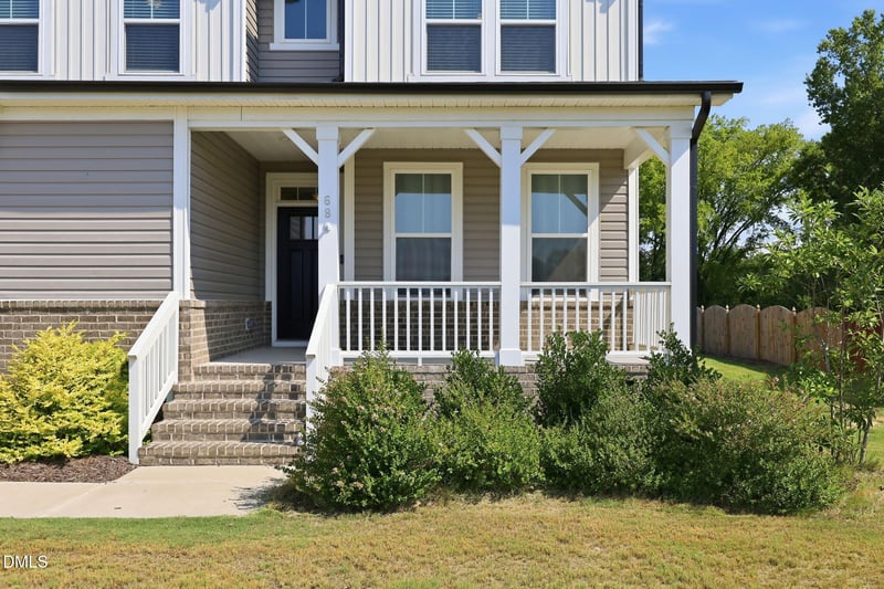 68 Van Winkle St, Lillington, NC 27546