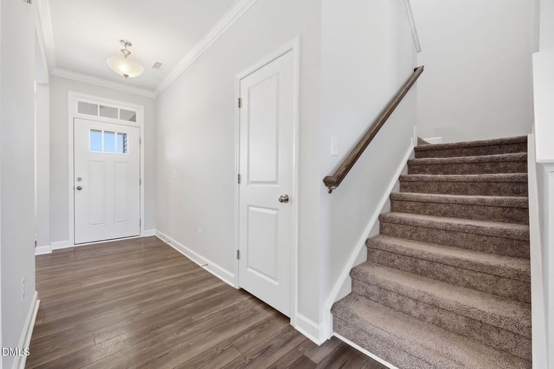 68 Van Winkle St, Lillington, NC 27546