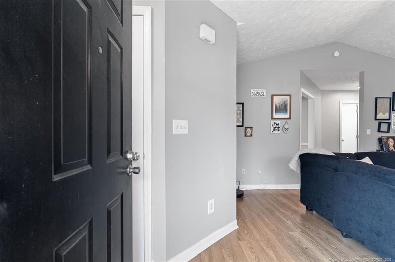 6812 Shawcross Ln, Fayetteville, NC 28314