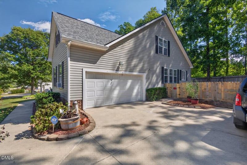 6813 Barbee Rd, Durham, NC 27713