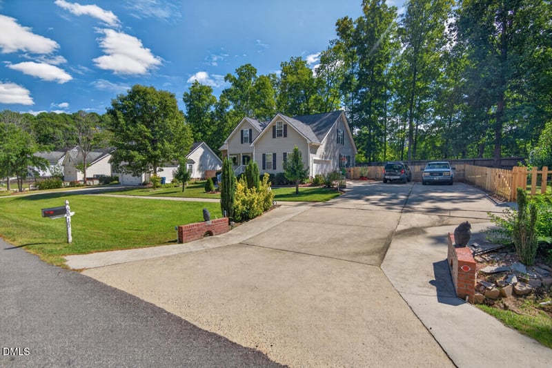 6813 Barbee Rd, Durham, NC 27713