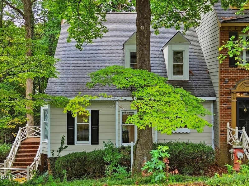 6814 Gloucester Rd, Raleigh, NC 27612