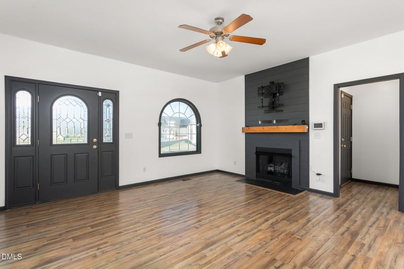 6814 Mcpherson Clay Rd, Liberty, NC 27298