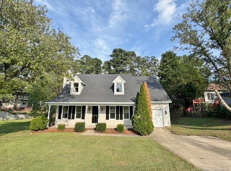 6815 St Julian Way, Fayetteville, NC 28314
