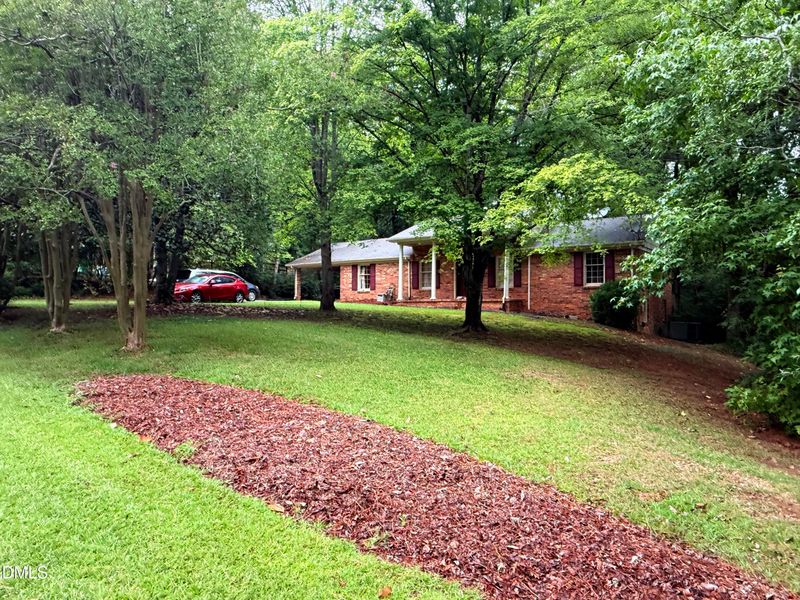 6817 W Lake Anne Dr, Raleigh, NC 27612