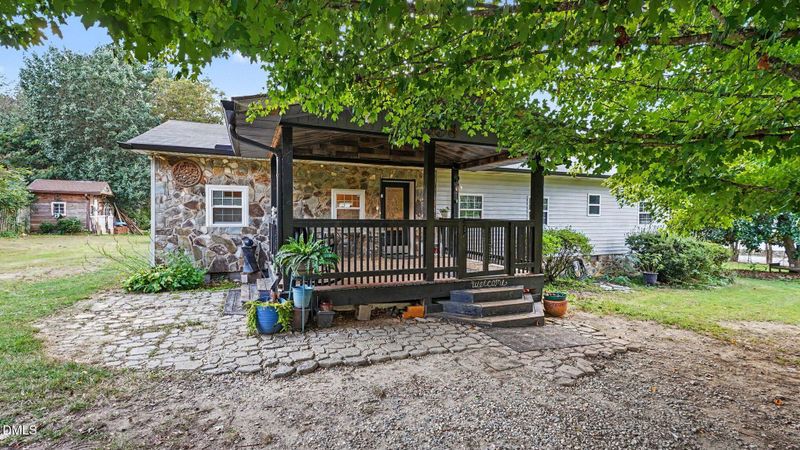6838 Smithwood Rd, Liberty, NC 27298