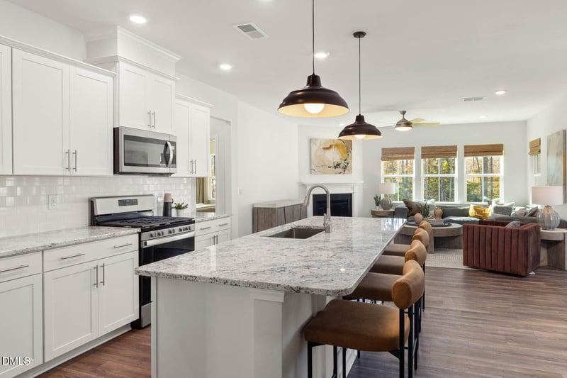 689 Fosterton Cottage Way, Raleigh, NC 27603