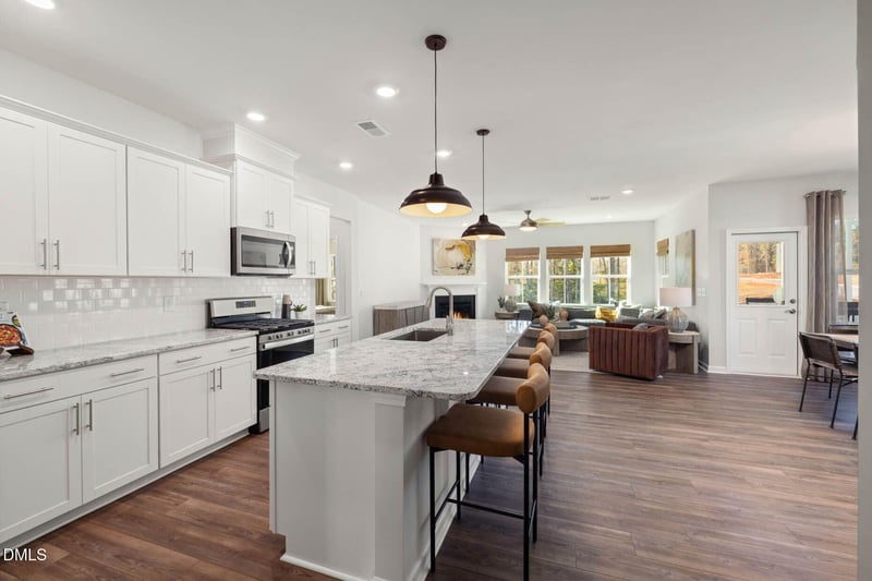 689 Fosterton Cottage Way, Raleigh, NC 27603