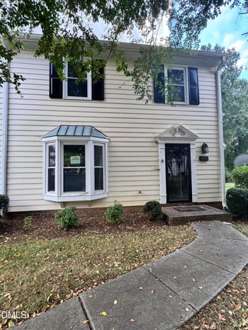 6900 Saxby Ct, Raleigh, NC 27613