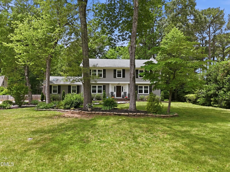 6901 Woodmere Dr, Raleigh, NC 27612