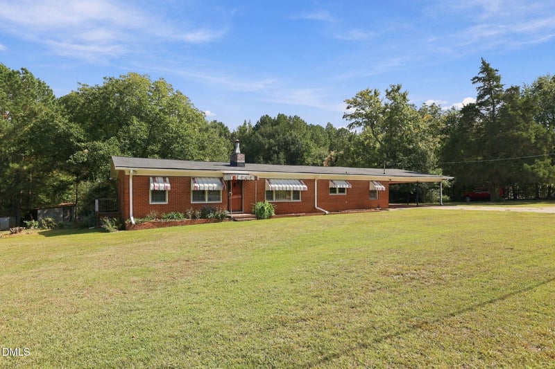 6909 Holly Springs Rd, Raleigh, NC 27606