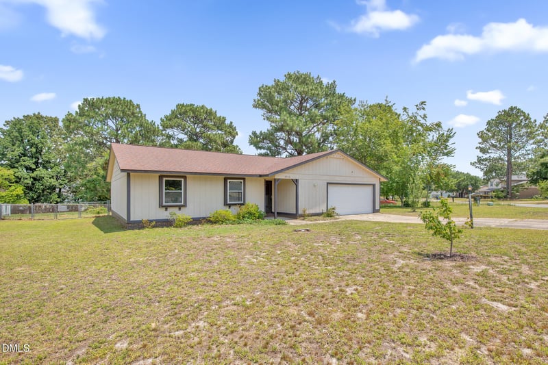 6920 Skyhawk Dr, Fayetteville, NC 28314