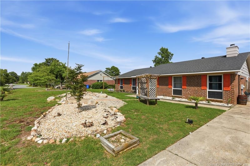6936 Wickersham Dr, Fayetteville, NC 28314