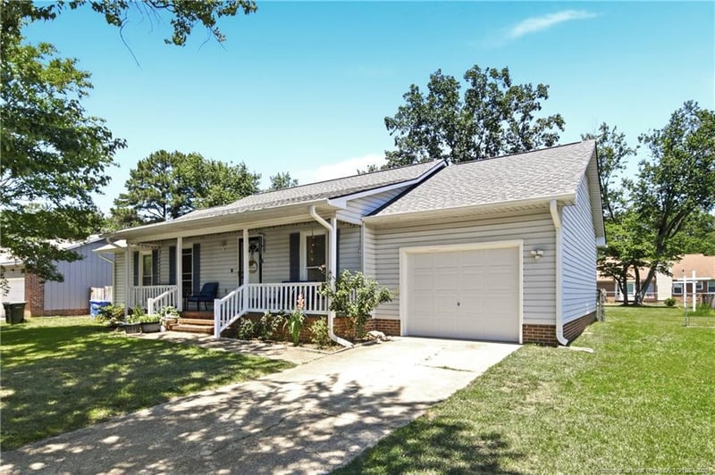6963 Bostick Dr, Fayetteville, NC 28314