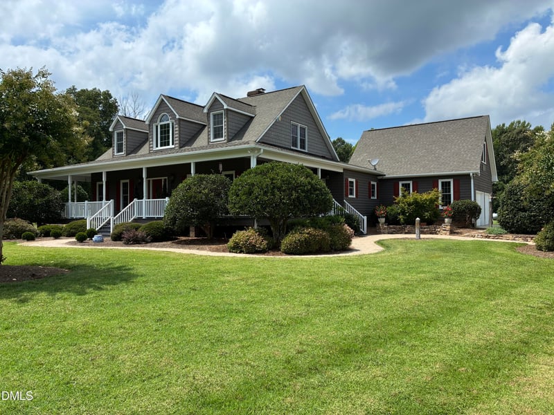 6967 Garrett Store Rd, Liberty, NC 27298