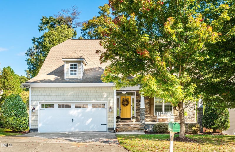 7 Persimmon Ct, Durham, NC 27712