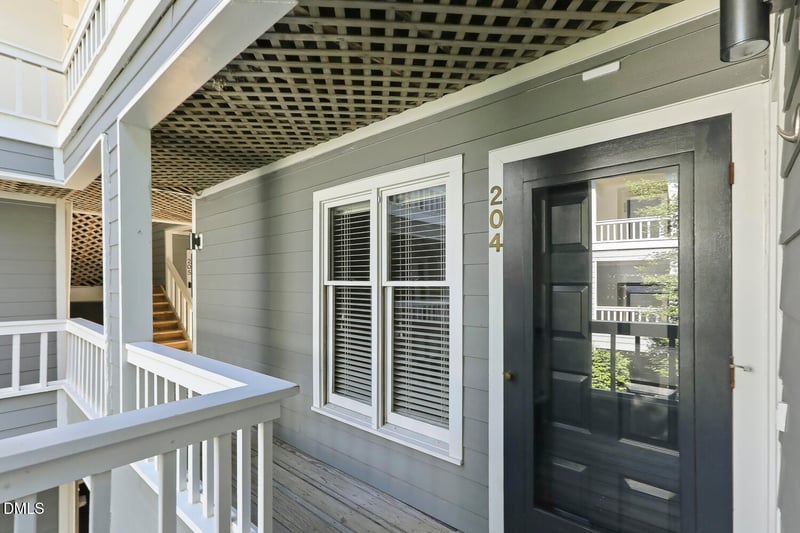 700 Bishops Park Dr #204, Raleigh, NC 27605