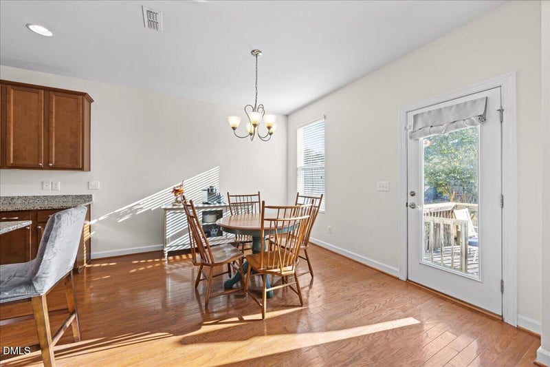 700 Maple Brook Rd, Fuquay Varina, NC 27526