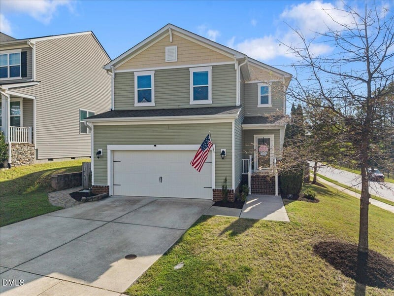 700 Maple Brook Rd, Fuquay Varina, NC 27526