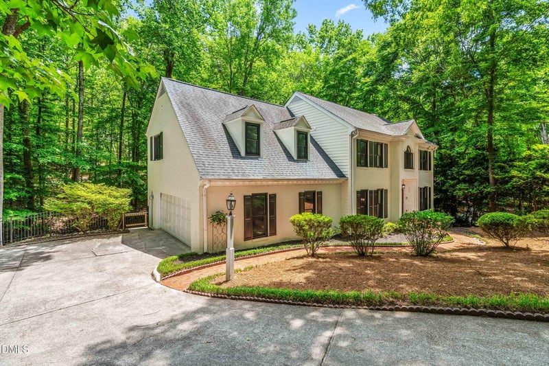 701 Presnell Ct, Raleigh, NC 27615