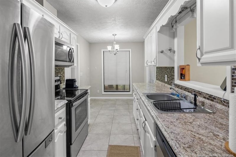 7012 Salinas Ct, Fayetteville, NC 28314